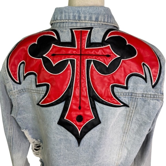 Fashion Nova Life Of Sin Faux Leather Patch Denim Jacket Light Wash Size XS - Picture 5 of 14